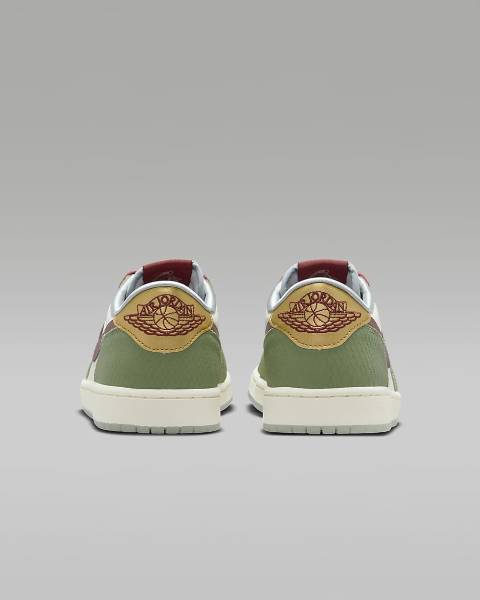 NIKE公式】エア ジョーダン 1 レトロ LOW OG ルナ ニュー イヤー メンズシューズ.オンラインストア (通販サイト)
